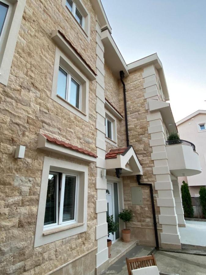 42° North Apartments Tivat Eksteriør bilde