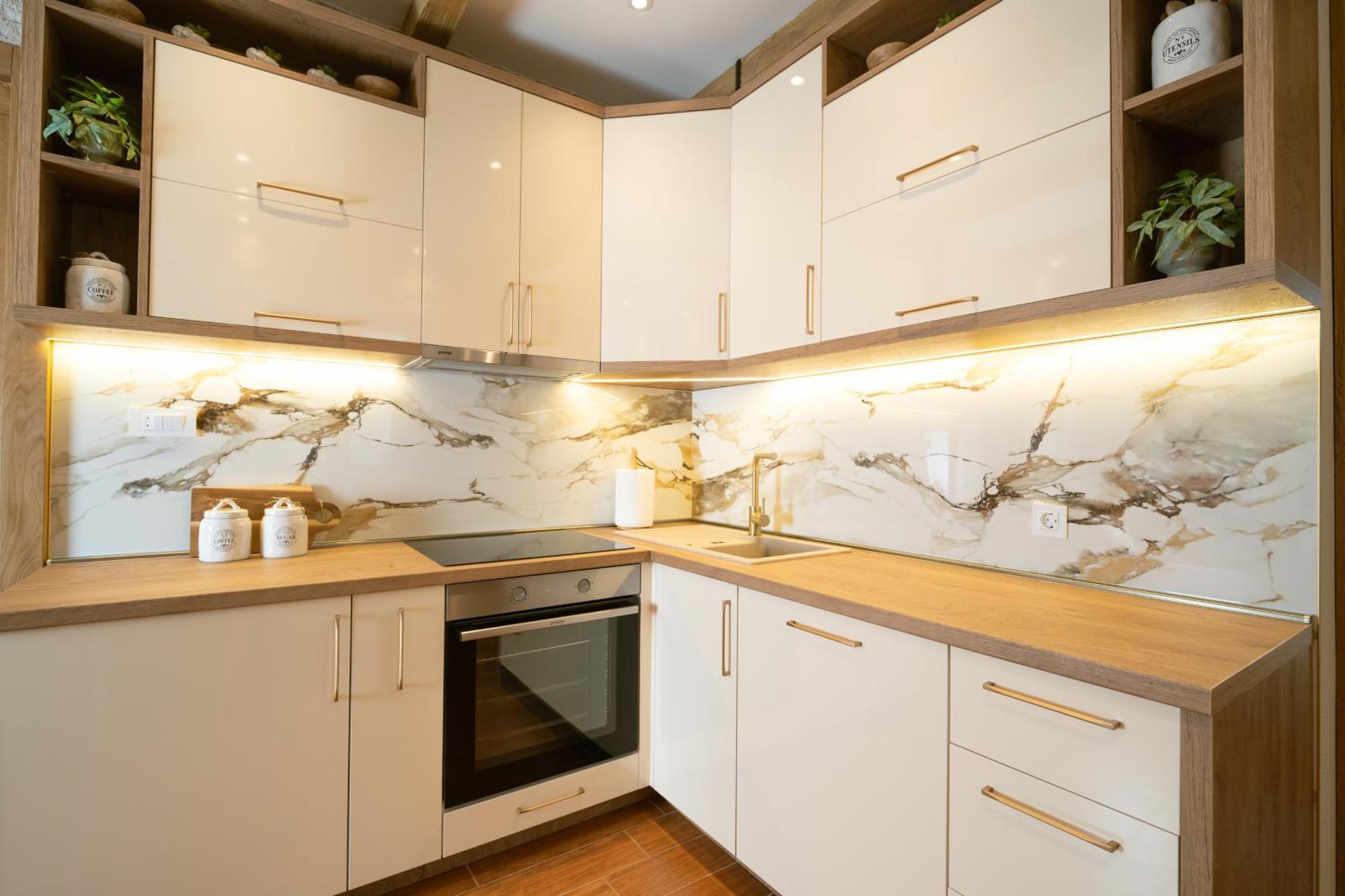 42° North Apartments Tivat Eksteriør bilde