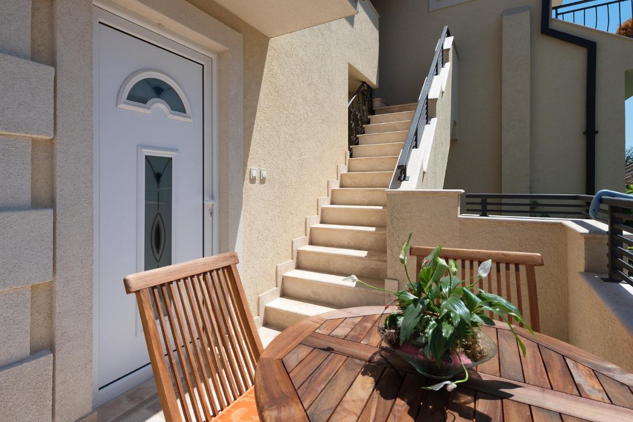 42° North Apartments Tivat Eksteriør bilde