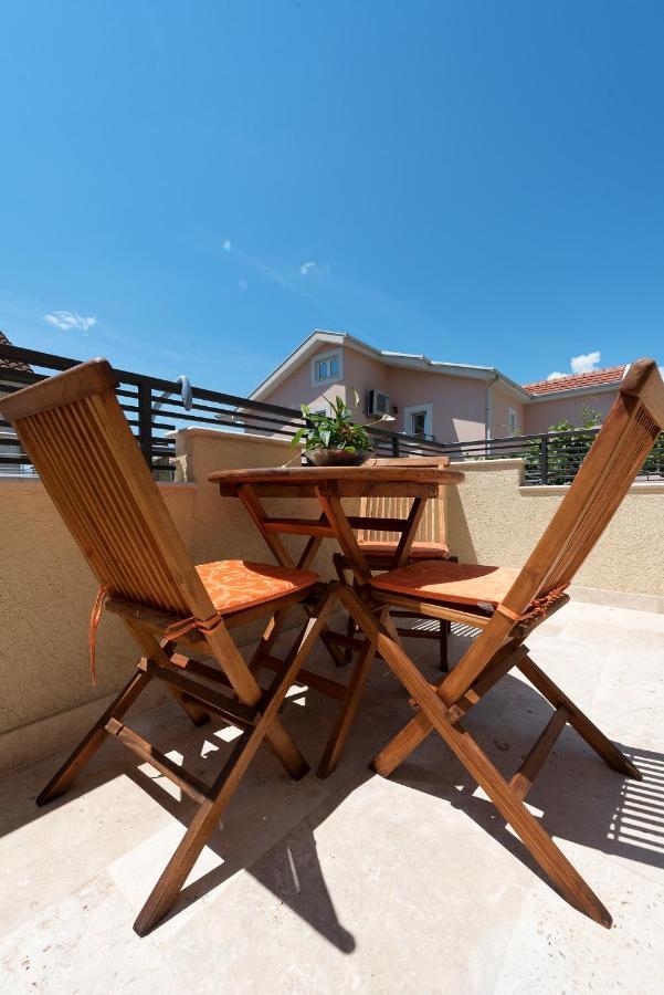 42° North Apartments Tivat Eksteriør bilde